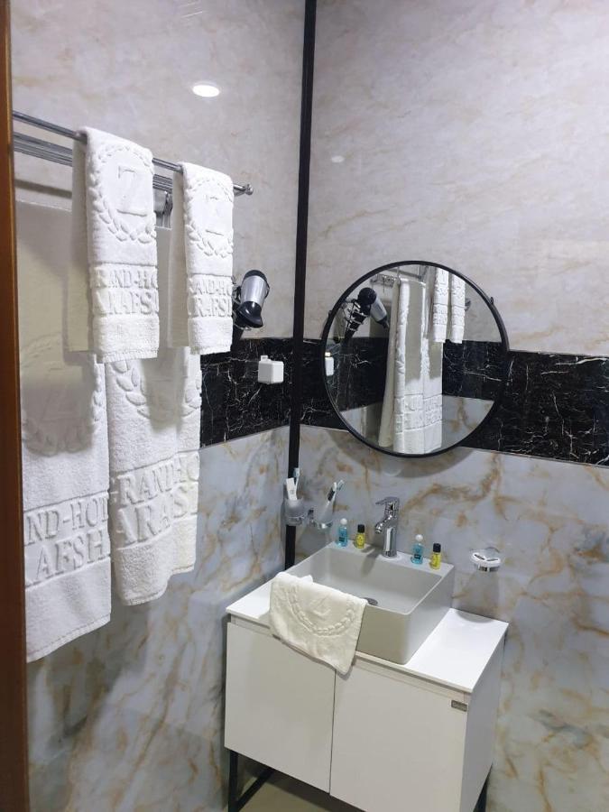 Zarafshan Grand Hotel Malik Exterior foto